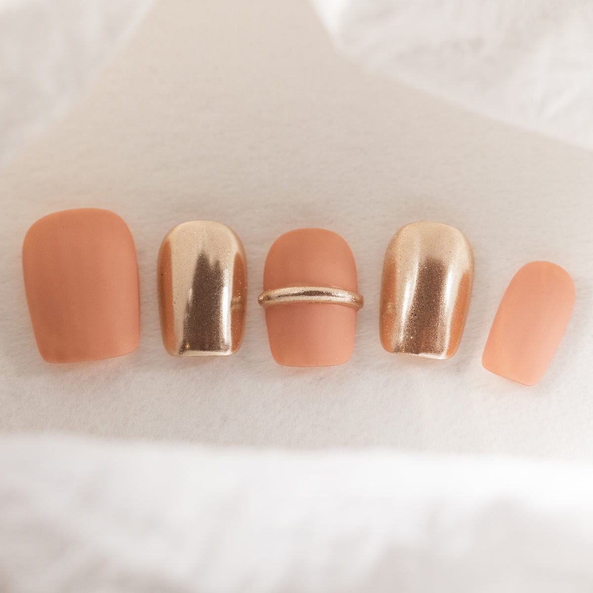 InchArt Press-on Nails Peach Champagne
