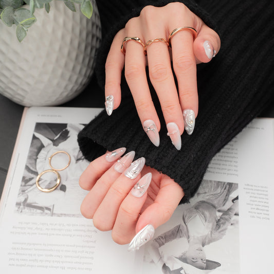 InchArt Press-on Nails Moon Kept