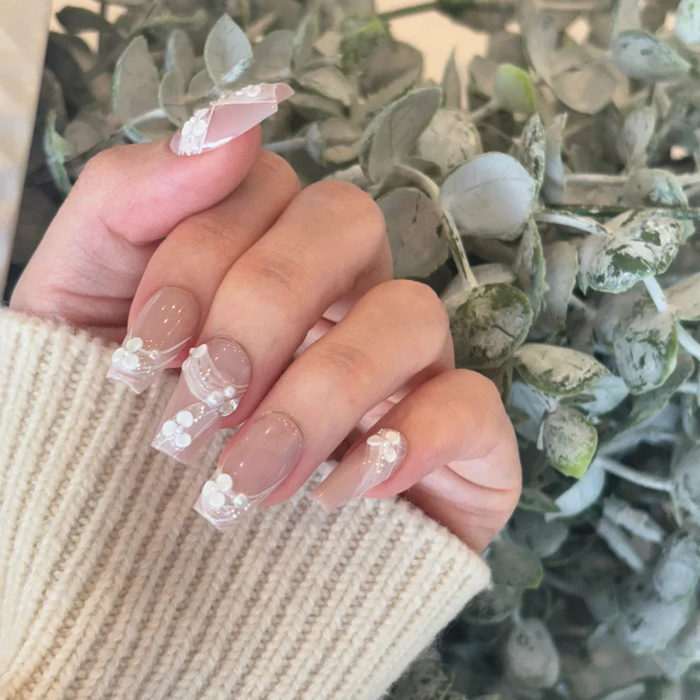 Expressing Style with InchArt Press on Nails Featuring Fern and Almond Styles