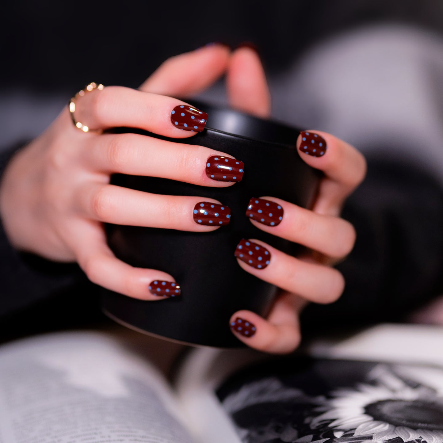 InchArt Press-on Nails Chic Polka Dots