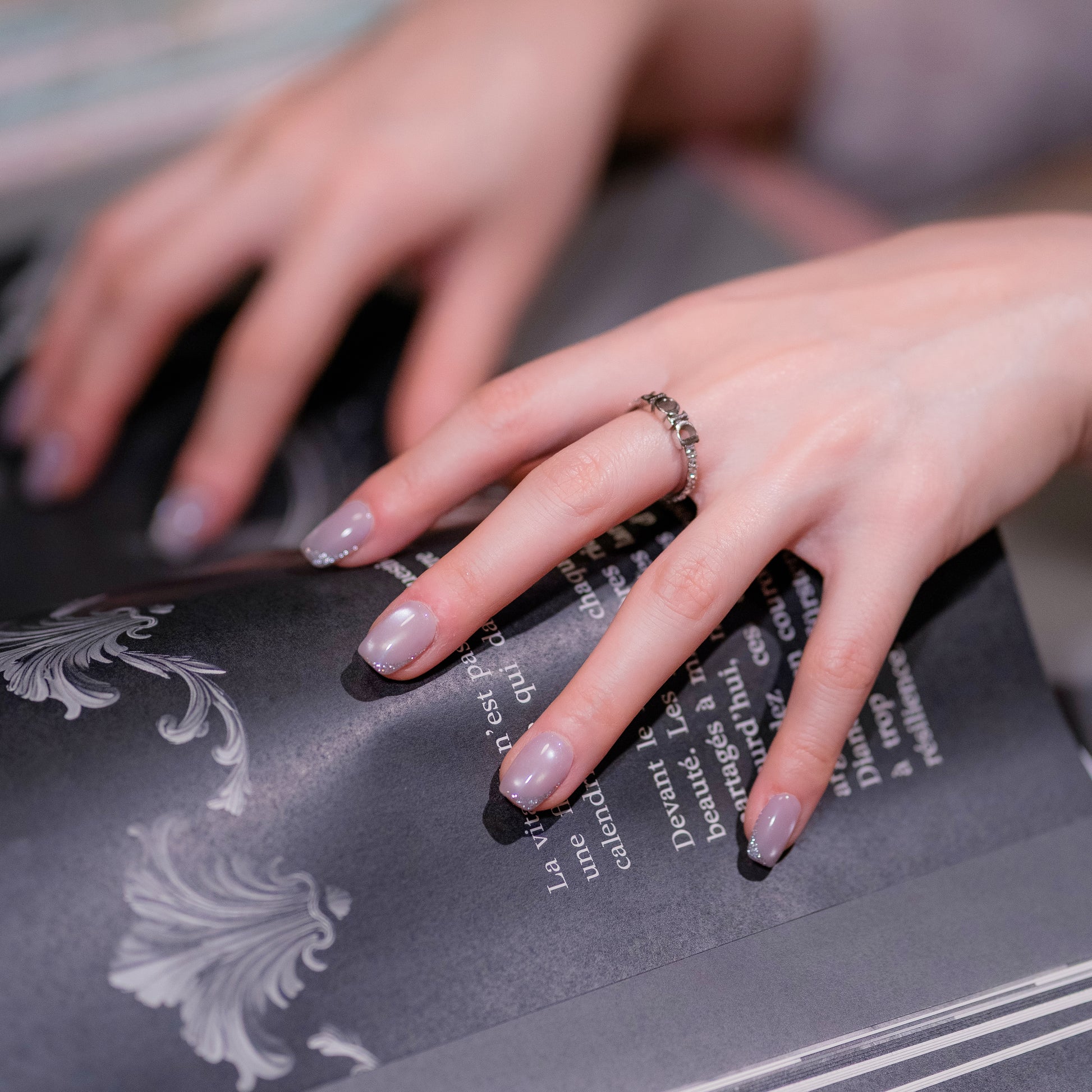 InchArt Press-on Nails Lalic Bloom
