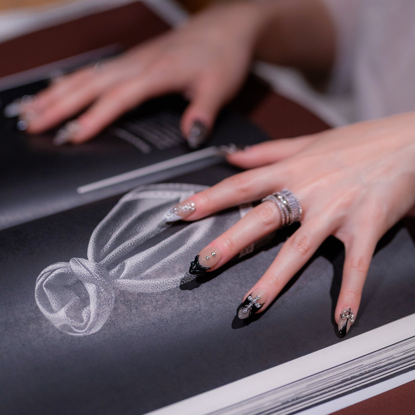 InchArt Press-on Nails Midnight Couture