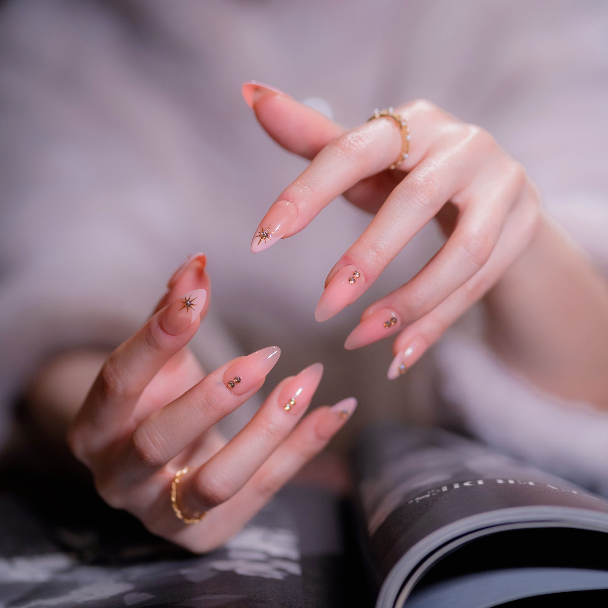 InchArt Press-on Nails Blush Gold