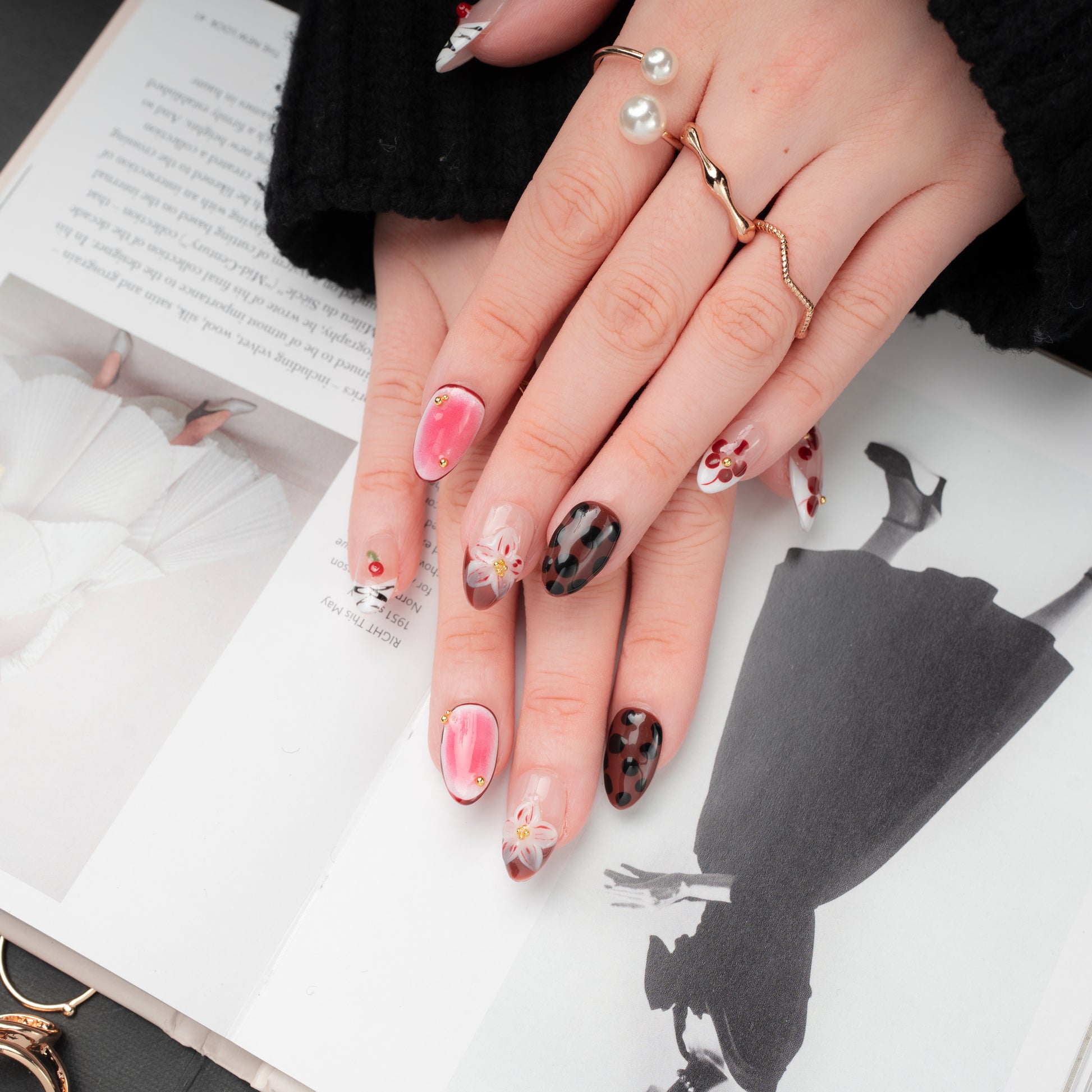 InchArt Press-on Nails Off Duty